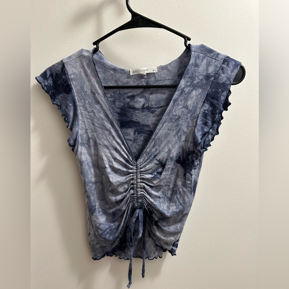 Blue tye-die  cinched crop top